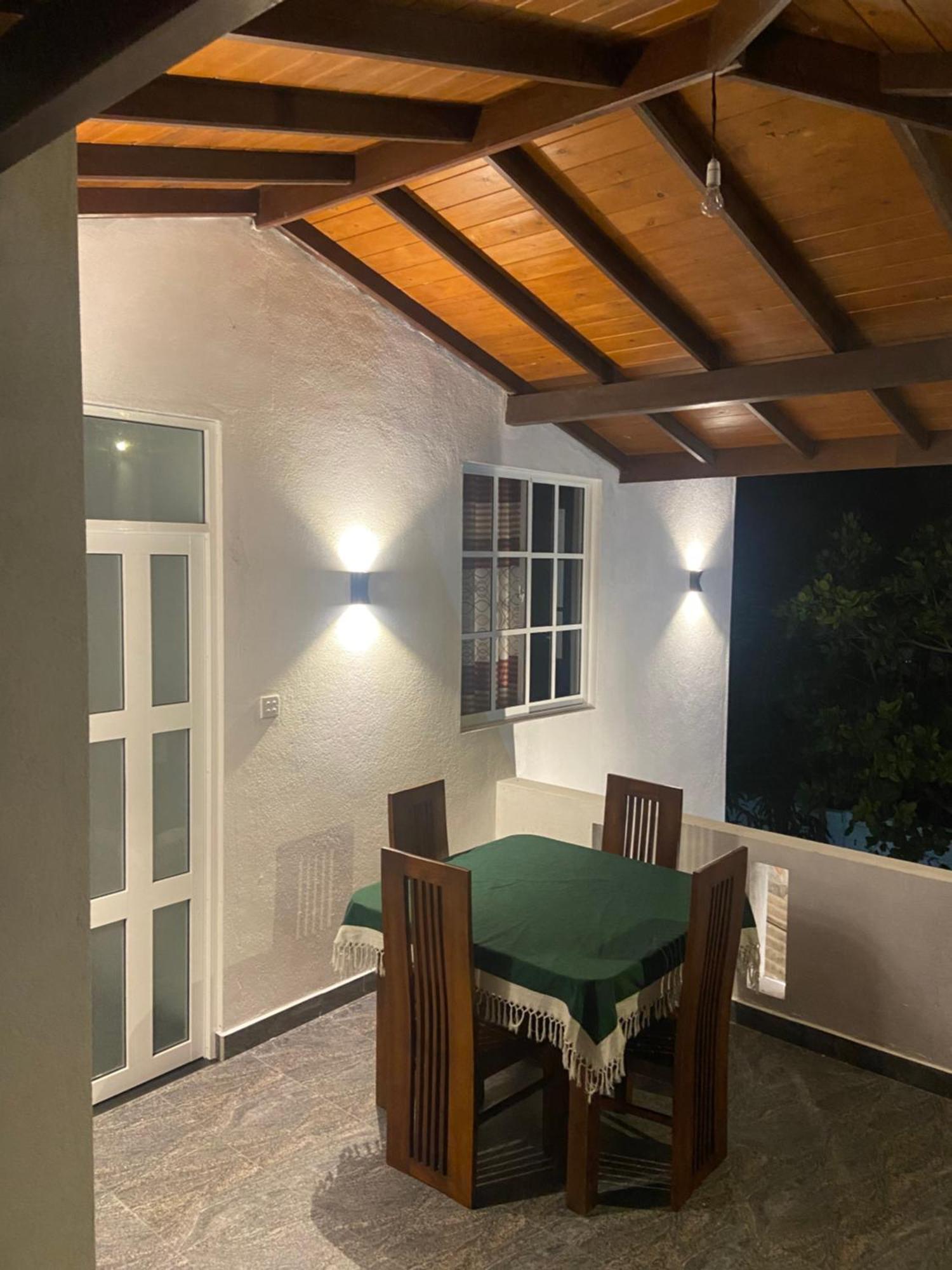 Mirissa Gold Rush Villa Exterior foto
