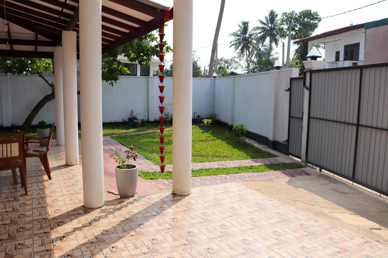 Mirissa Gold Rush Villa Exterior foto