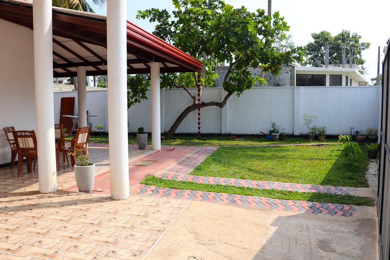 Mirissa Gold Rush Villa Exterior foto